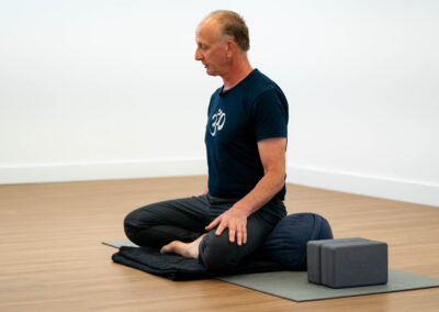 Yin yoga for a better sleep with Andre – 25 minutes