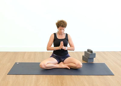 Gentle Stretch with Jennifra – 60 minutes